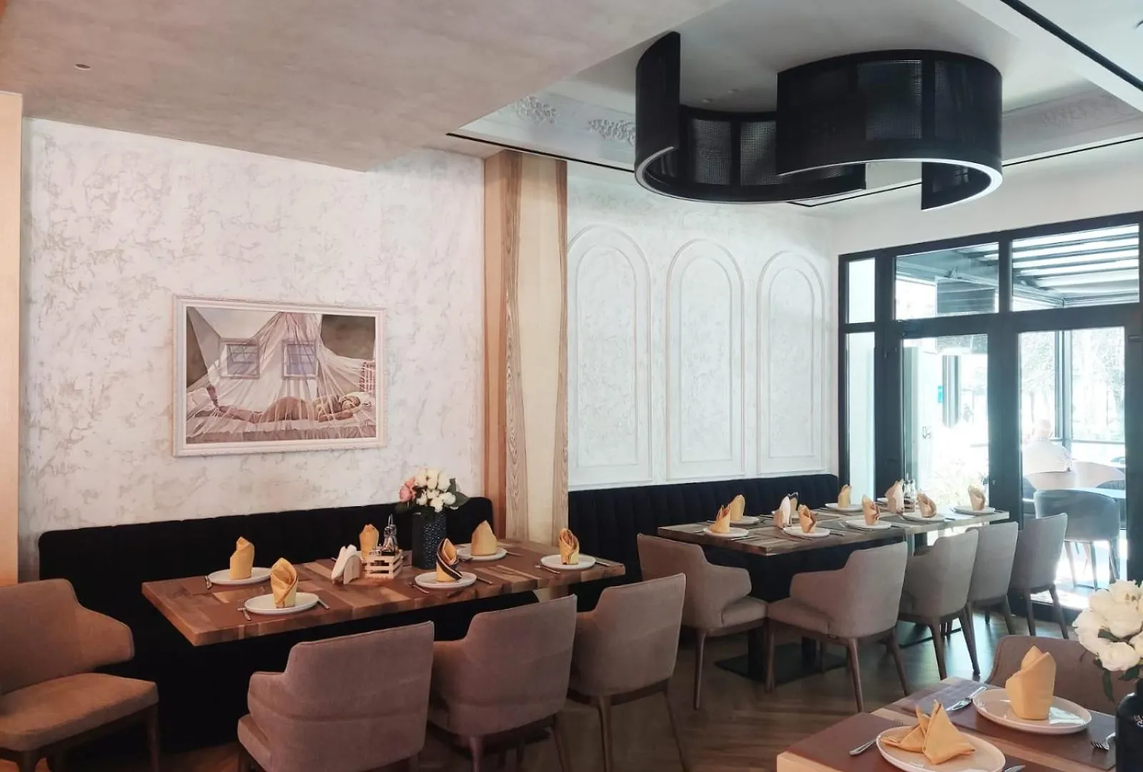Hotel & Restaurant White City Berati