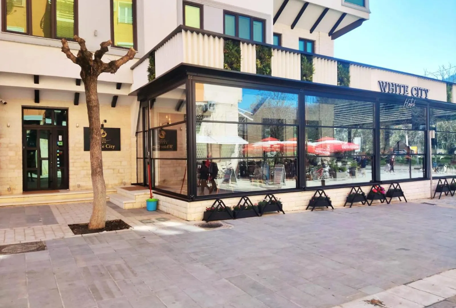 Hotel & Restaurant White City Berat Albania