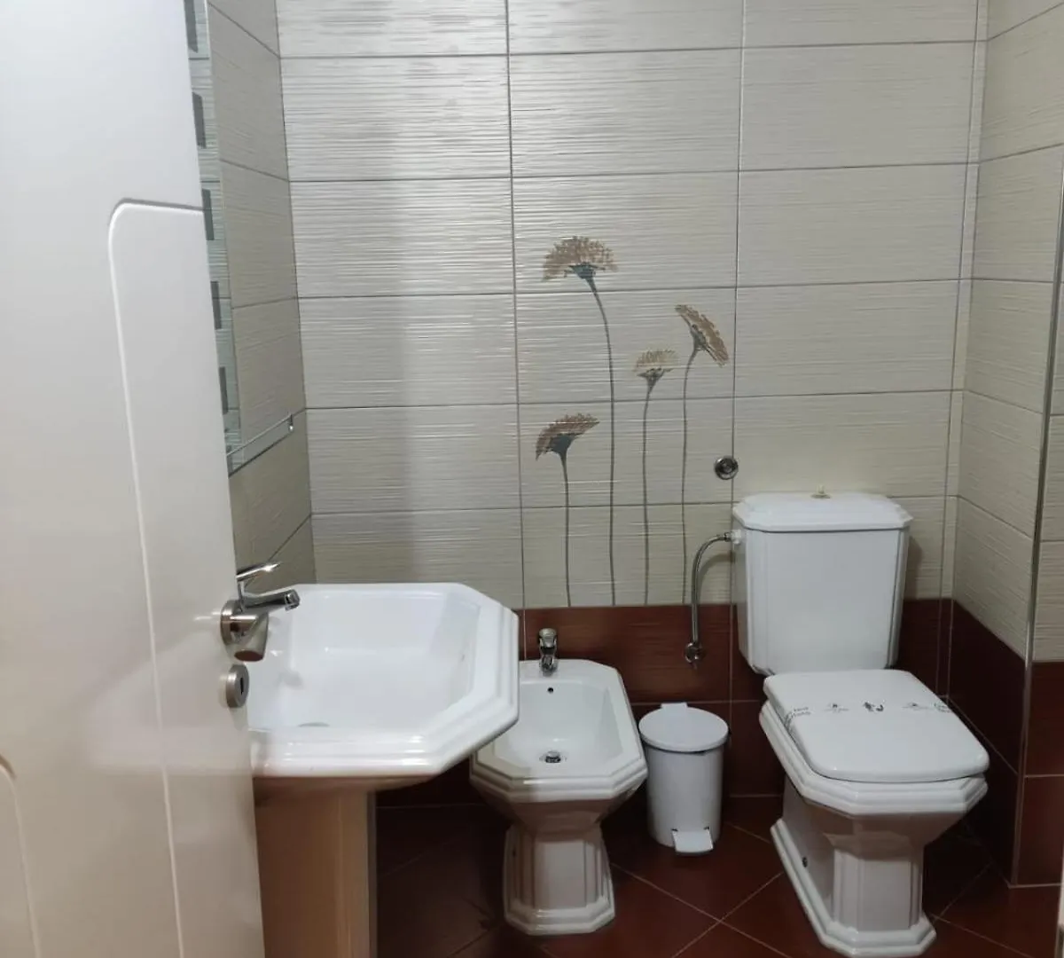 Hotel & Restaurant White City Berat