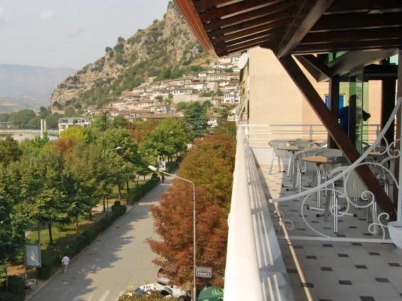 Hotel & Restaurant White City Berat