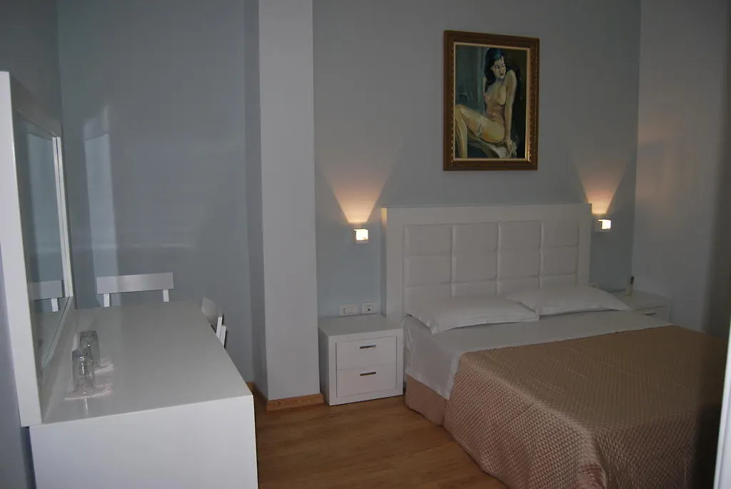 Hotel & Restaurant White City Berati 3*,  Albânia