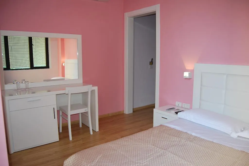 Hotel & Restaurant White City Berat