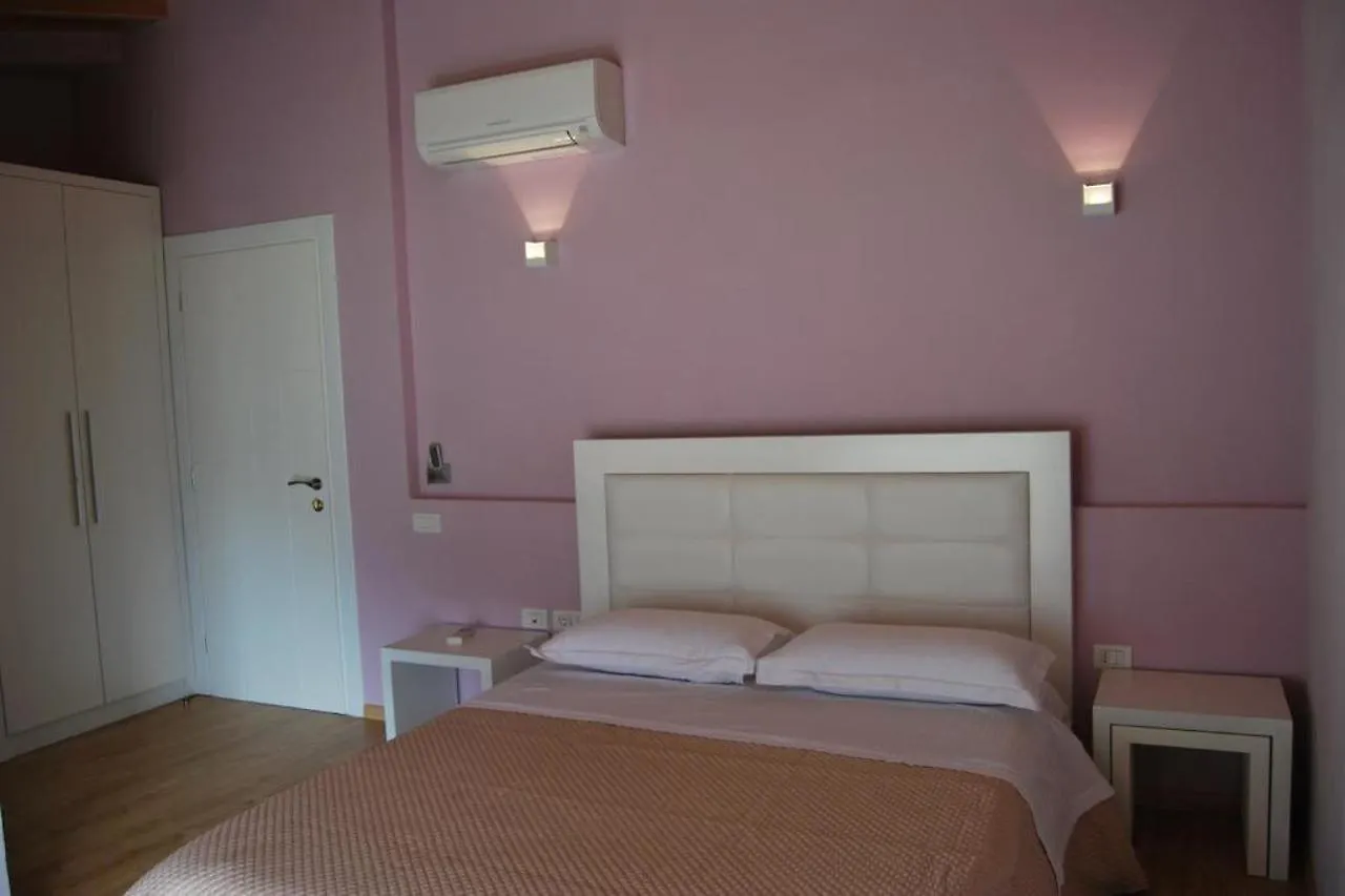 Hotel & Restaurant White City Berat