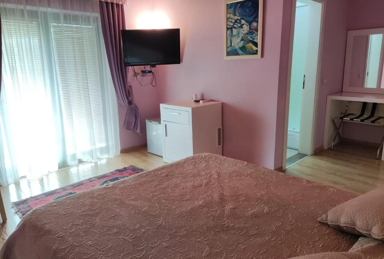 Hotel & Restaurant White City Berat 3*,  Albania
